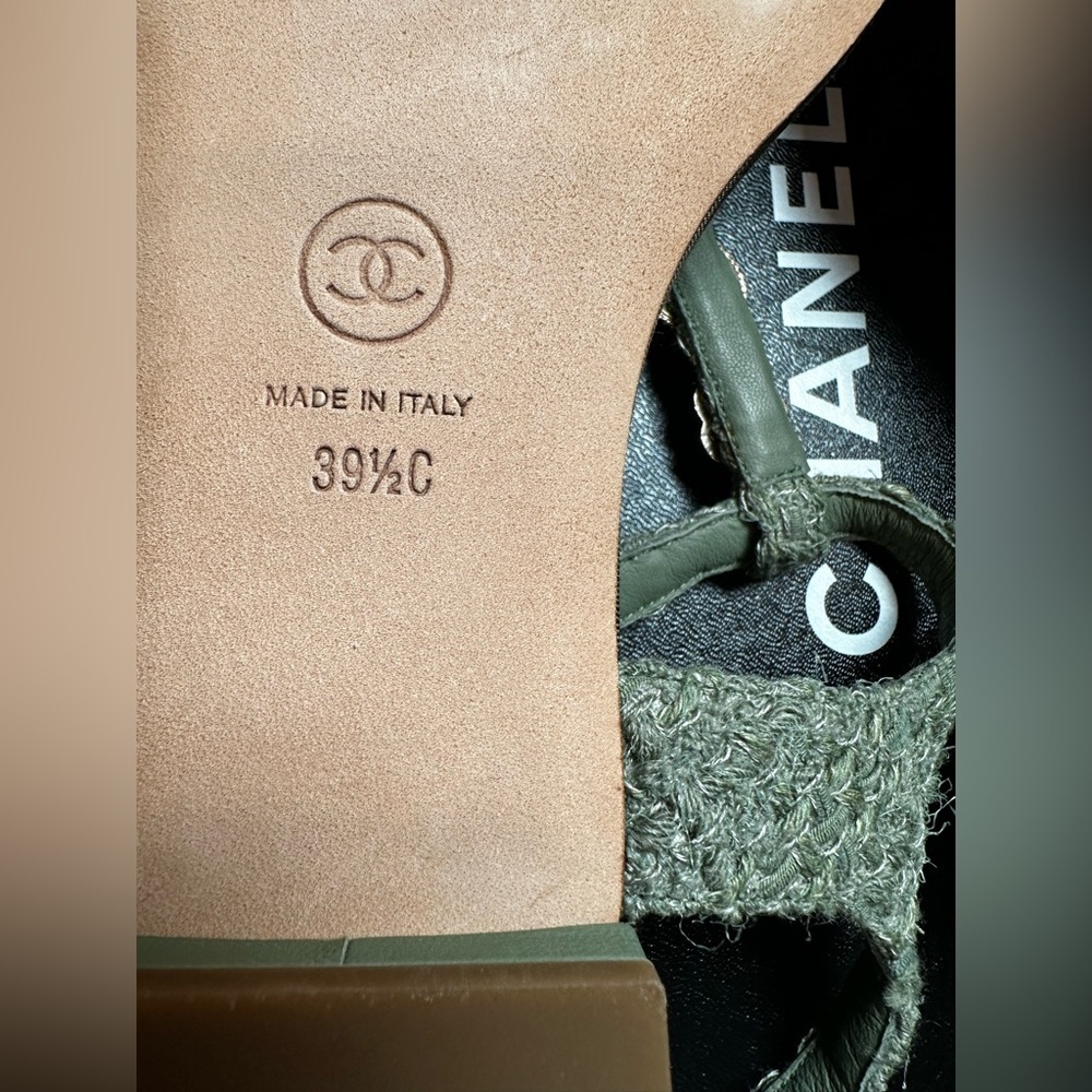 CHANEL Women's Sandals with Green Straps-Thongs,Tweed brand new with box - Picture 8 of 10